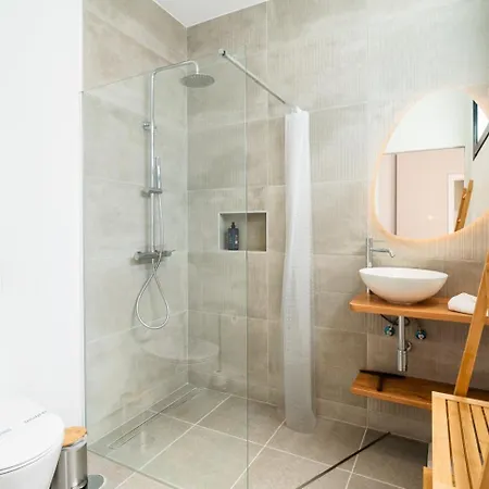 Guestready - Steps From • Champagne Pool *